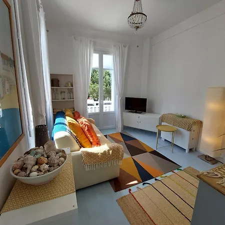 2 Pieces Centre Saint-palais, Proche Plage, Balcon Apercu Mer, Parking A Proximite - Fr-1-550-86 Apartamento Saint-Palais-sur-Mer
